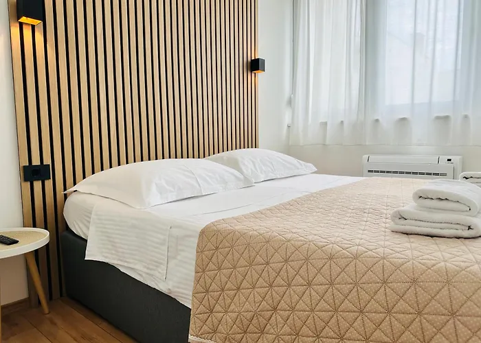 Skadenca Lägenhet Zadar